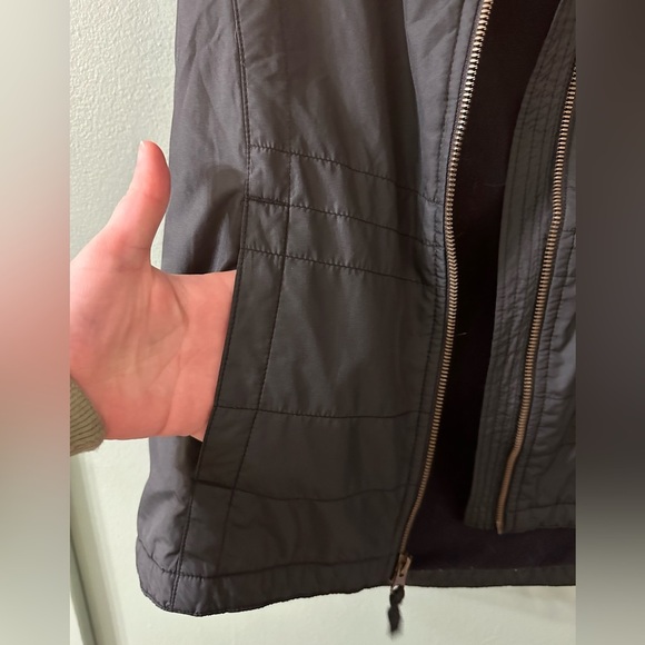 Columbia Women’s Vest Fleece Lined Size Small - Picture 3 of 6